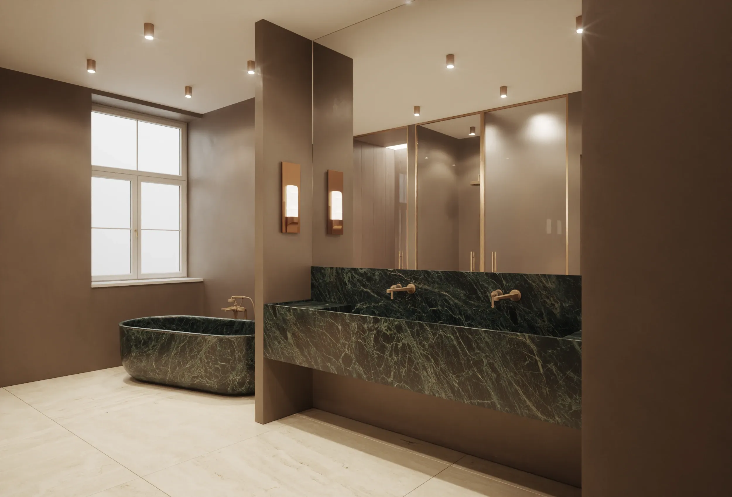 Badezimmer mit freistehender Badewanne und Doppelwaschtisch aus grünem Marmor